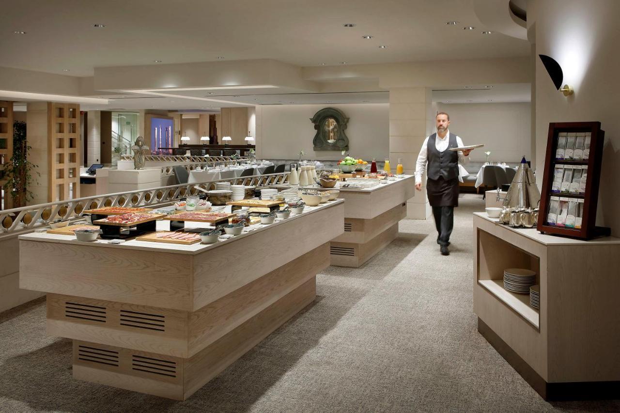 Hyatt Regency Hesperia Madrid Hotel Kültér fotó